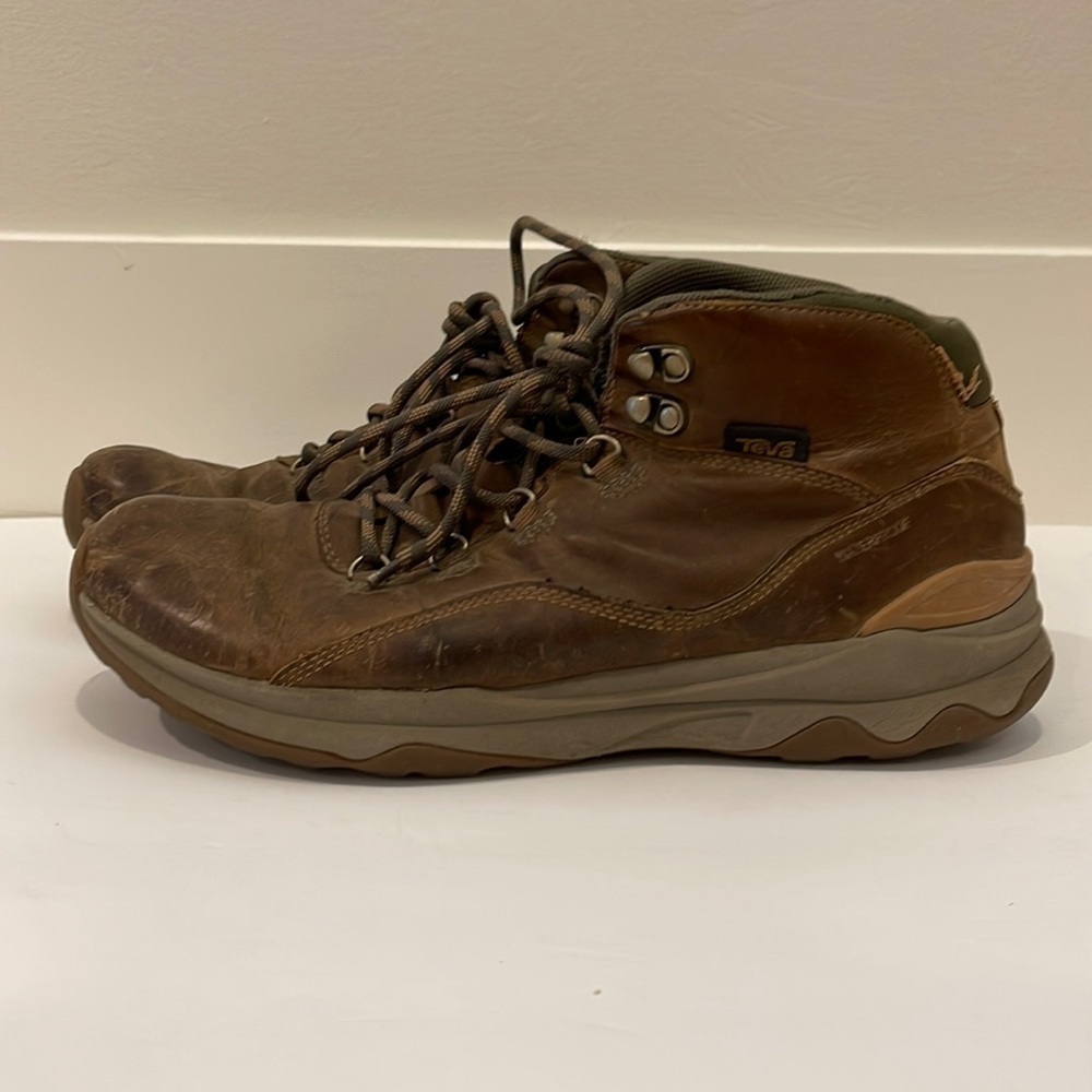 TEVA ARROWOOD Utility Mid WP Sand Leather TRAIL BOOTS Hiking High Top 1017168